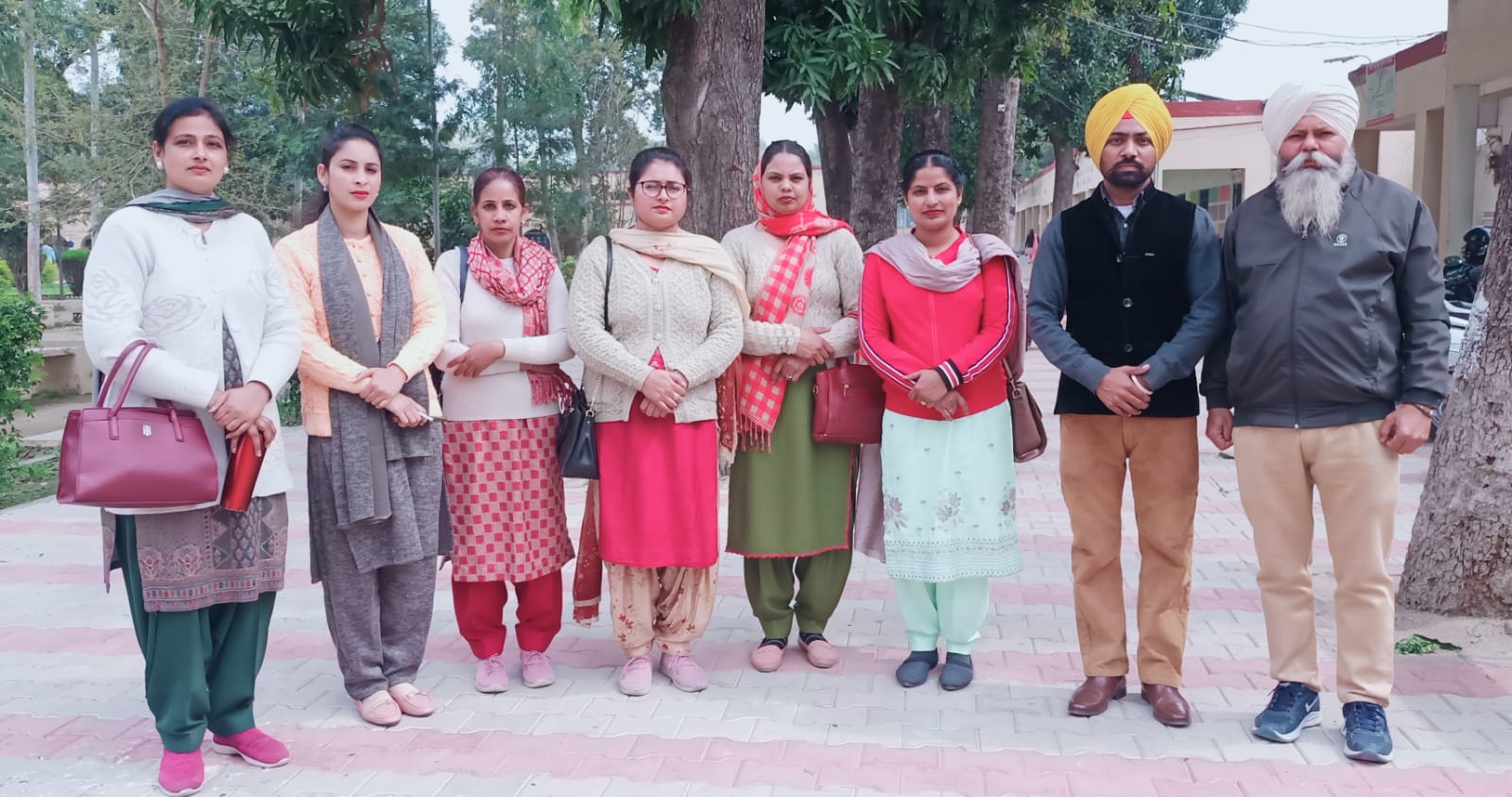 4161 master cadre teachers should also be given the opportunity to transfer.